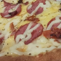 Pizza Quatro Queijo Especial